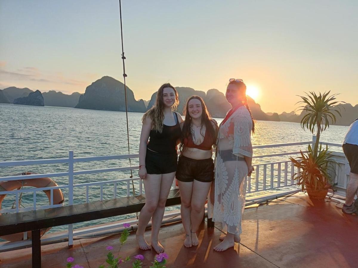 Kim'S Family Hotel Ha Long Exteriér fotografie